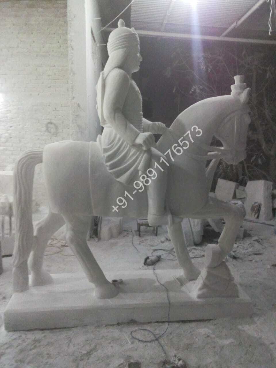 MARBLE IDOL HORSE